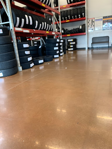 Tire Shop «Walmart Tires & Auto Parts», reviews and photos, 2020 Bashford Manor Ln, Louisville, KY 40218, USA