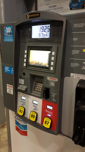 Gas Station «Chevron Weston», reviews and photos, 17990 W State Rd 84, Weston, FL 33326, USA