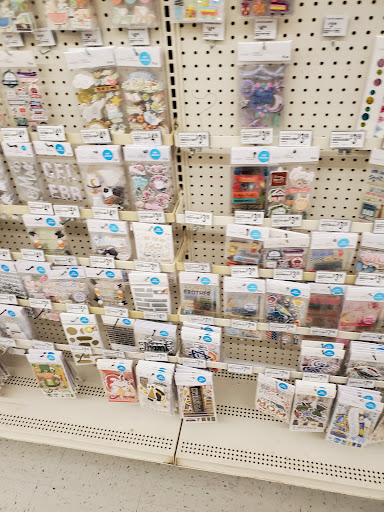 Craft Store «Michaels», reviews and photos, 315 W Main St, Avon, CT 06001, USA