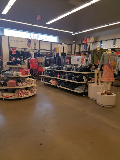 Clothing Store «Old Navy», reviews and photos, 880 Sunrise Hwy, Bay Shore, NY 11706, USA