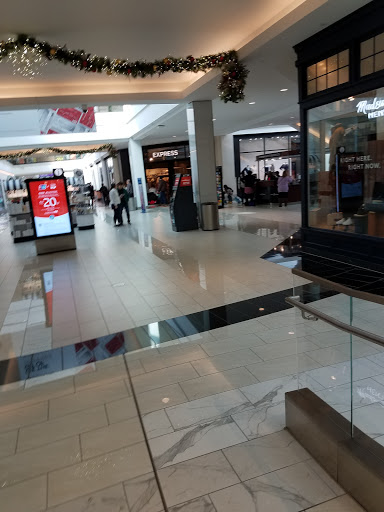 Computer Store «Microsoft Store», reviews and photos, 160 N Gulph Rd, King of Prussia, PA 19406, USA