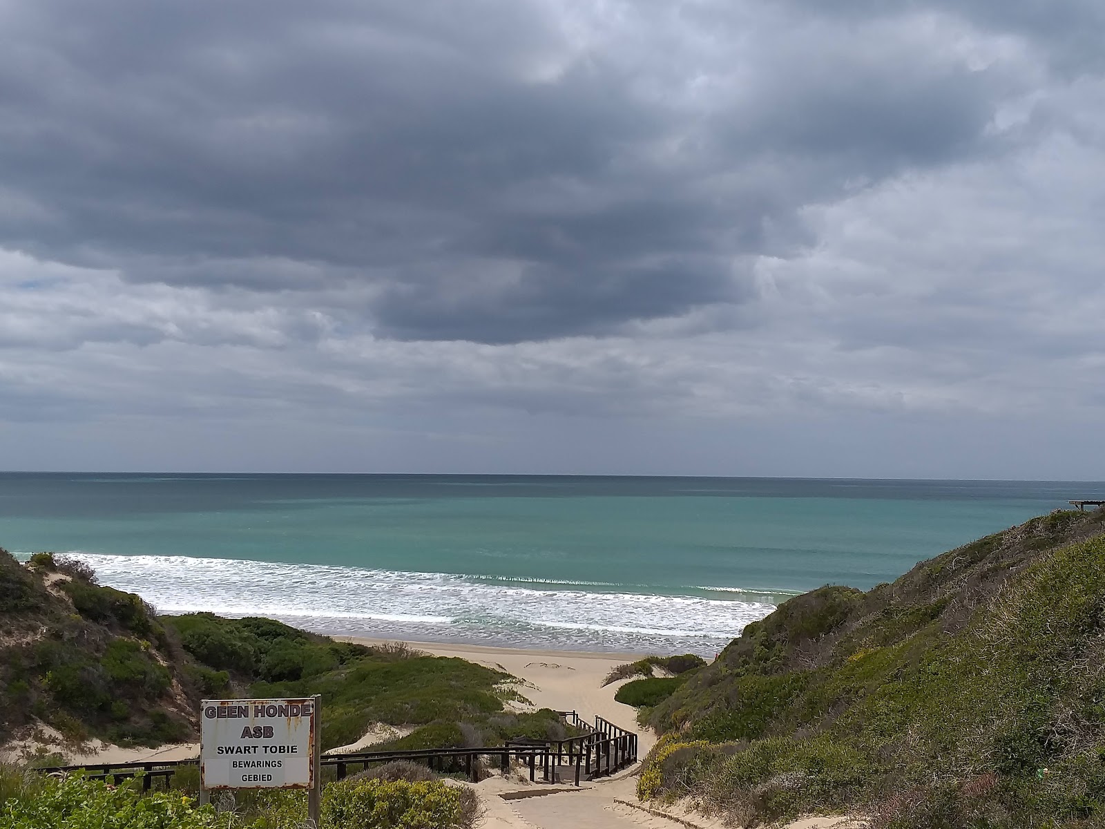 Foto di Boggoms Bay beach zona selvaggia