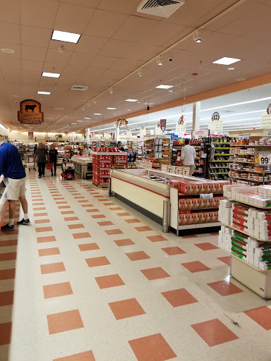 Grocery Store «Market Basket», reviews and photos, 5 Garden Ln, Londonderry, NH 03053, USA
