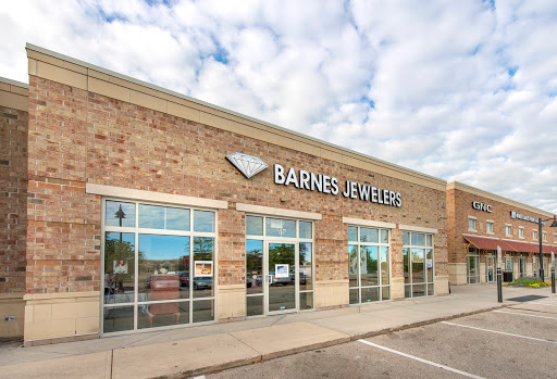 Barnes Jewelers, 1370 Pabst Farms Cir #310, Oconomowoc, WI 53066, USA, 