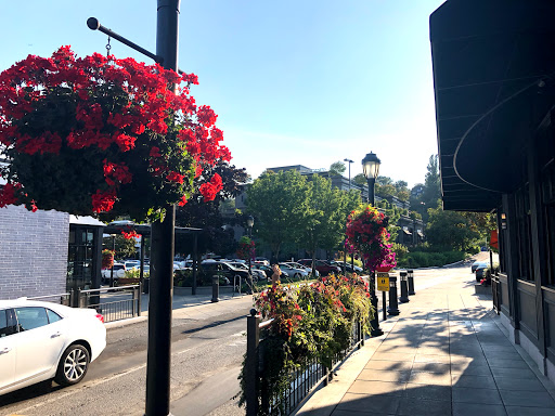 Computer Store «Apple University Village», reviews and photos, 2656 NE University Village St, Seattle, WA 98105, USA