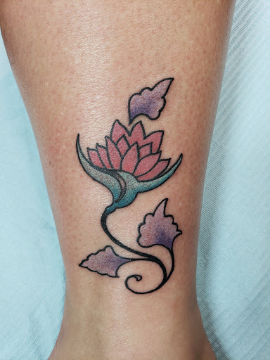 Tattoo Shop «Atomic Tattoos», reviews and photos, 9043 Ulmerton Rd, Largo, FL 33771, USA