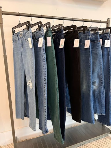 Consignment Shop «re•volve», reviews and photos, 103 SW 2nd St, Corvallis, OR 97333, USA