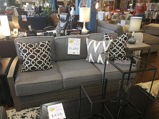 Furniture Store «Pacific Lifestyle Furniture», reviews and photos, 16305 NW Cornell Rd, Beaverton, OR 97006, USA