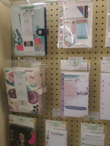 Christian Book Store «Mardel Christian & Education», reviews and photos, 3132 East 51st Street South A, Tulsa, OK 74105, USA