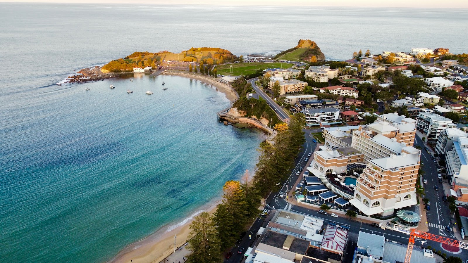 Terrigal Beach photo #8