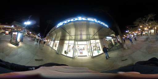 Gift Shop «Brookstone», reviews and photos, 1313 3rd Street Promenade, Santa Monica, CA 90401, USA