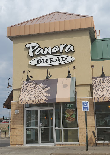 Sandwich Shop «Panera Bread», reviews and photos, 1421 SW Wanamaker Rd, Topeka, KS 66604, USA
