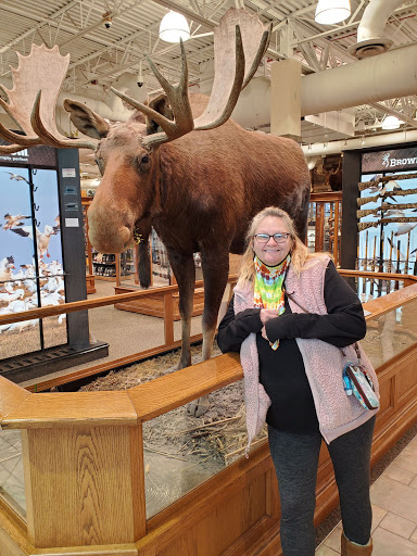 Sporting Goods Store «SCHEELS», reviews and photos, 101 Jordan Creek Pkwy #4000, West Des Moines, IA 50266, USA