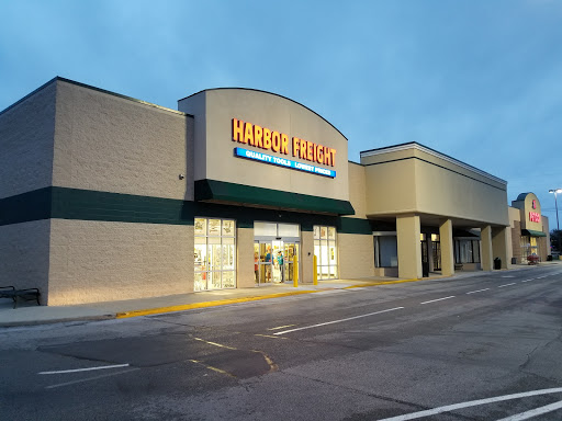 Hardware Store «Harbor Freight Tools», reviews and photos, 1605 Beltline Rd SW, Decatur, AL 35601, USA