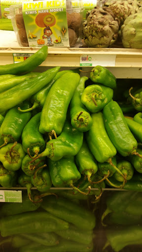 Grocery Store «Top Valu Market», reviews and photos, 4831 Whittier Blvd, Los Angeles, CA 90022, USA