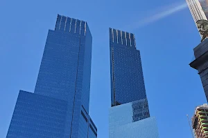 Deutsche Bank Center image
