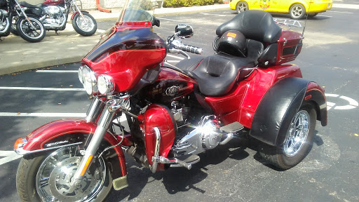 Motorcycle Dealer «Phantom Harley-Davidson», reviews and photos, 291 N Cypress Dr, Manteno, IL 60950, USA