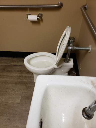 Tire Shop «Firestone Complete Auto Care», reviews and photos, 777 Middletown Blvd, Langhorne, PA 19047, USA