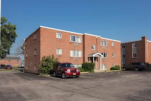 Pineview Apartments image