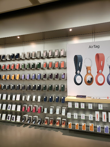 Computer Store «Apple Walt Whitman», reviews and photos, 160 Walt Whitman Rd, Huntington Station, NY 11746, USA