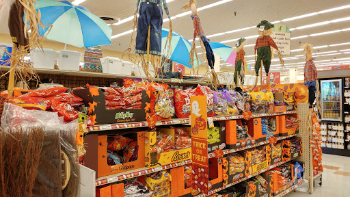 Shopping Mall «Intracoastal Mall», reviews and photos, 3881 NE 163rd St, North Miami Beach, FL 33160, USA