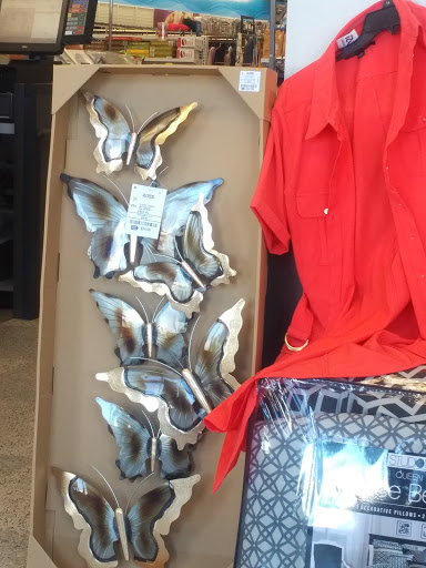 Clothing Store «Ross Dress for Less», reviews and photos, 2745 E Bidwell St, Folsom, CA 95630, USA