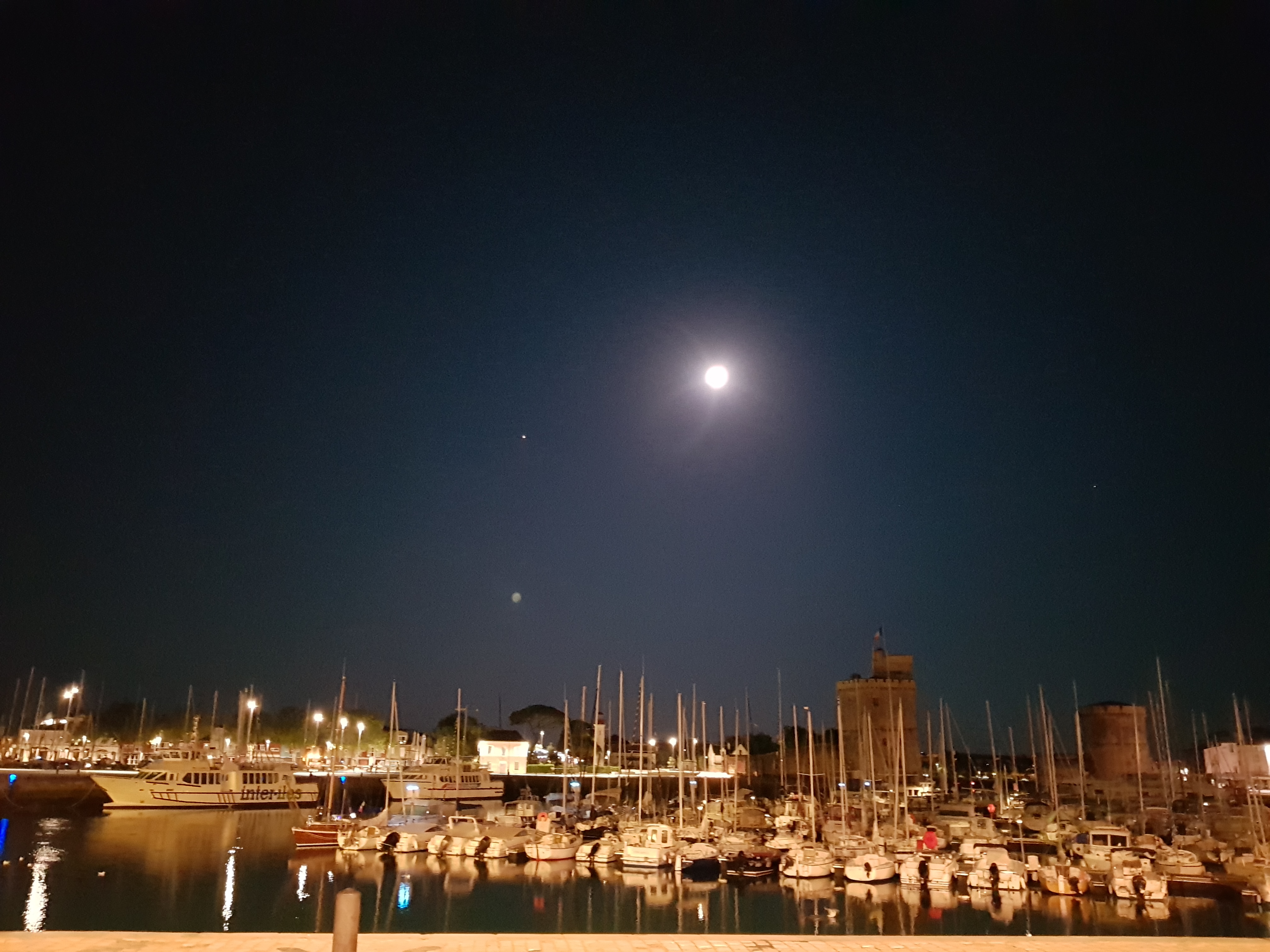 Photo n° 3 de l'avis de Faten.a fait le 19/09/2018 à 23:16