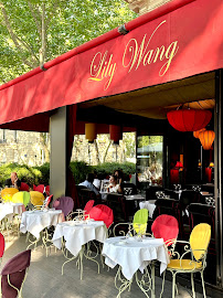 Atmosphère du Restaurant de cuisine fusion asiatique Lily Wang à Paris - n°2