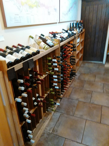 Wine Store «Mills Fine Wine & Spirits», reviews and photos, 87 Main St, Annapolis, MD 21401, USA