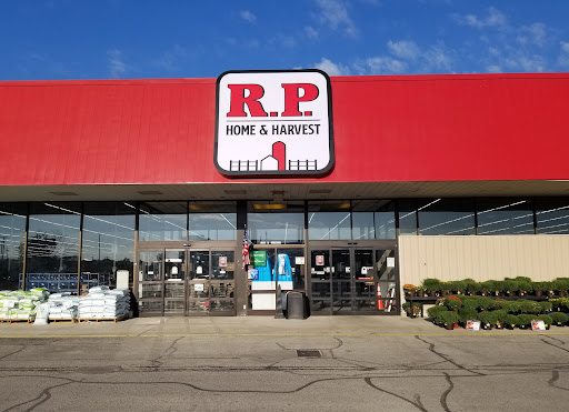 Sporting Goods Store «Big R Store of Pontiac», reviews and photos, 1027 W Reynolds St, Pontiac, IL 61764, USA