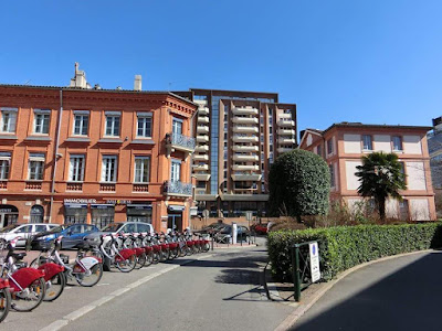 Vélo Sharing Station - Place Dupuy à Toulouse