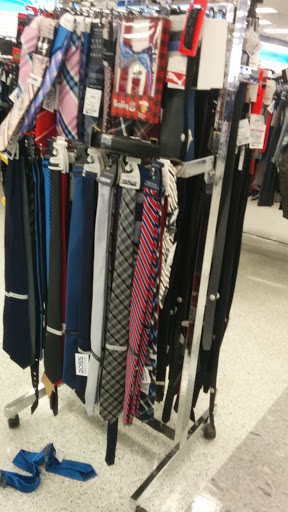 Clothing Store «Ross Dress for Less», reviews and photos, 1416 Towne Square Blvd NW, Roanoke, VA 24012, USA