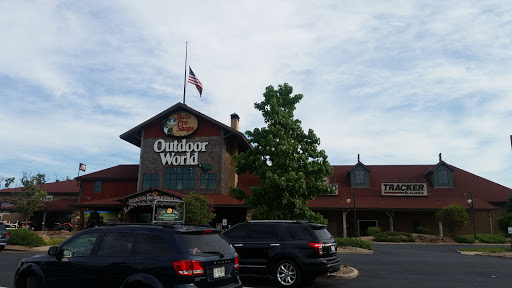 Sporting Goods Store «Bass Pro Shops», reviews and photos, 6425 Daniel Burnham Dr, Portage, IN 46368, USA