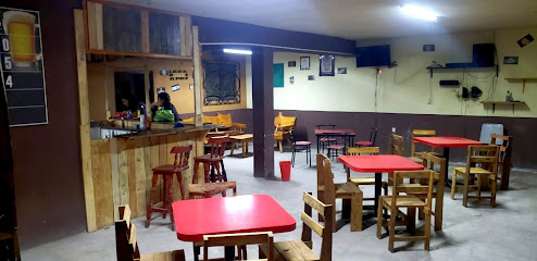 Araas Food & Wings Bar