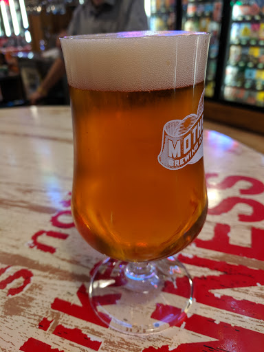 Liquor Store «Macadoodles- South Springfield», reviews and photos, 1455 E Independence St, Springfield, MO 65804, USA