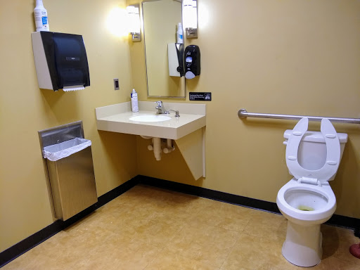 Liquor Store «Ardmore Wine & Spirits Shop», reviews and photos, 62 Greenfield Ave, Ardmore, PA 19003, USA