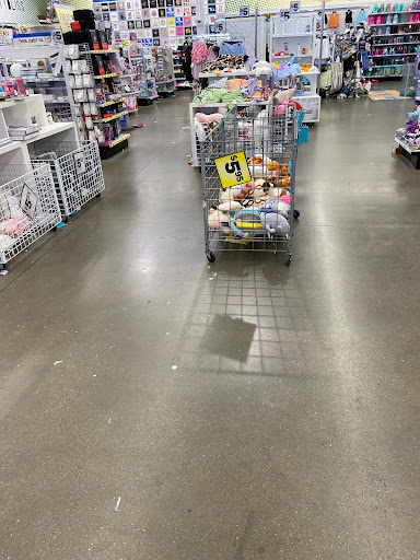 Variety Store «Five Below», reviews and photos, 245 S Stewart Rd, Liberty, MO 64068, USA