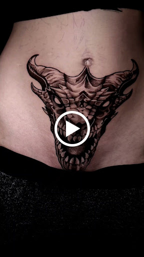 Explore mother daughter tattoo idea, creative tattoo ideas in Hollywood, available at Sacred Eye Tattoos