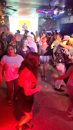 Night Club «El Tenampa Bar Nightclub», reviews and photos, 1707 W Broadway Rd, Phoenix, AZ 85041, USA