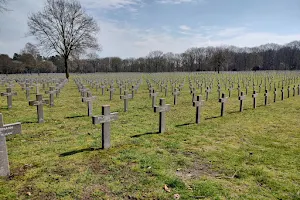 Ysselsteyn German war cemetery image