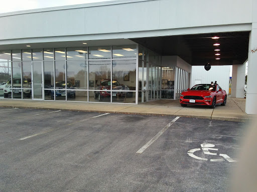 Ford Dealer «Barreth Ford Center», reviews and photos, 560 State Hwy 47, Union, MO 63084, USA