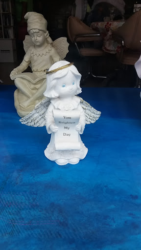 Thrift Store «St Vincent De Paul Thrift Store», reviews and photos, 2101 Leavenworth St, Omaha, NE 68102, USA