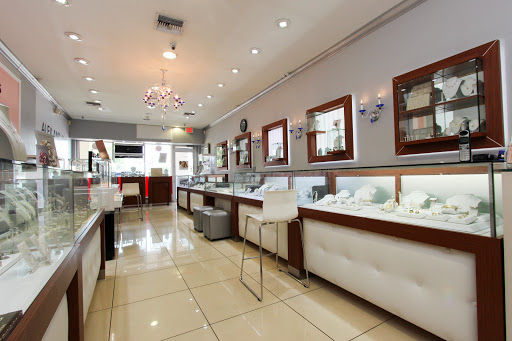 Jewelry Store «Exquisite Jewelers», reviews and photos, 9565 NW 41st St, Doral, FL 33178, USA