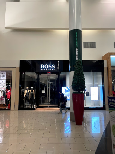 Shopping Mall «Cherry Hill Mall», reviews and photos, 2000 NJ-38, Cherry Hill, NJ 08002, USA