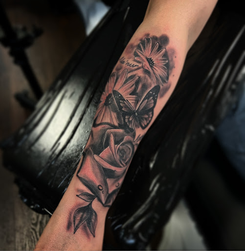 Explore flash art tattoo ideas, creative tattoo ideas in Medina, available at Greasers Ink