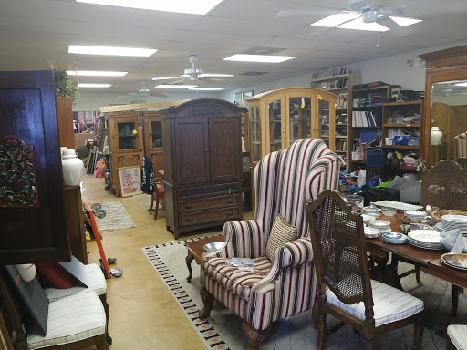 Hill Country Senior Citizens Thrift Shop, 1310 US-290, Dripping Springs, TX 78620, USA, 