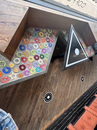 Donut Shop «Doughnut Plant», reviews and photos, 245 Flatbush Ave, Brooklyn, NY 11217, USA