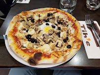 Pizza du Restaurant casher Tib's à Paris - n°19