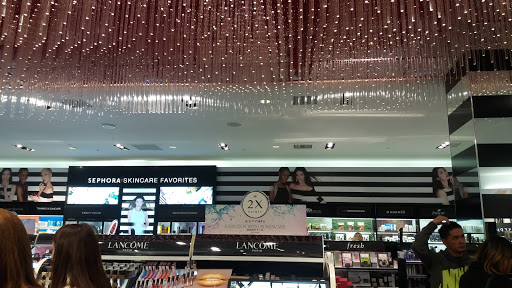 Cosmetics Store «SEPHORA», reviews and photos, 1151 Galleria Blvd, Roseville, CA 95678, USA