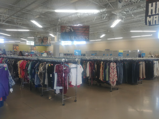 Non-Profit Organization «Goodwill Store & Donation Center», reviews and photos, 1543 Mesa Ln, Aurora, IL 60502, USA